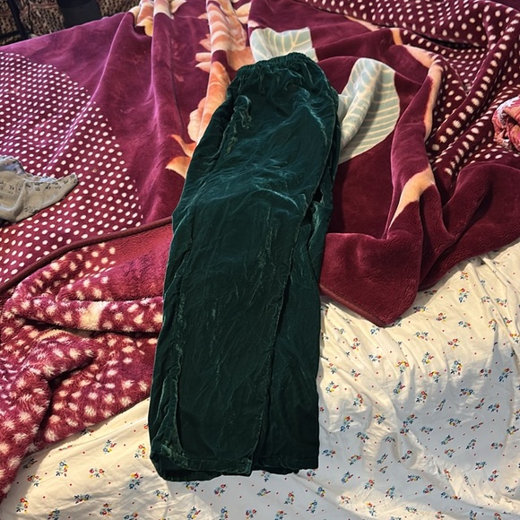 velvet shalwar kameez medium - Picture 4 of 6